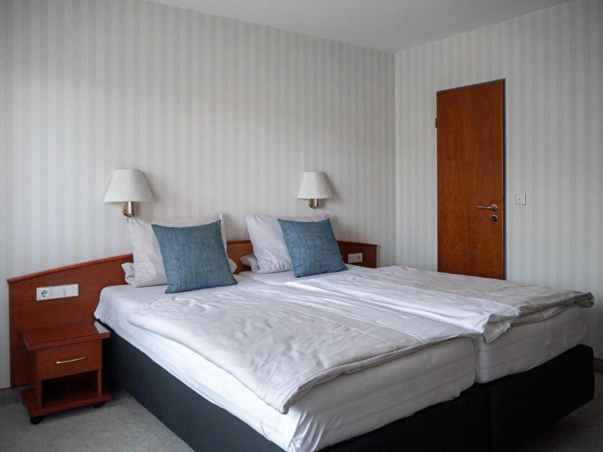 Parkhotel Bad Wunnenberg Bagian luar foto