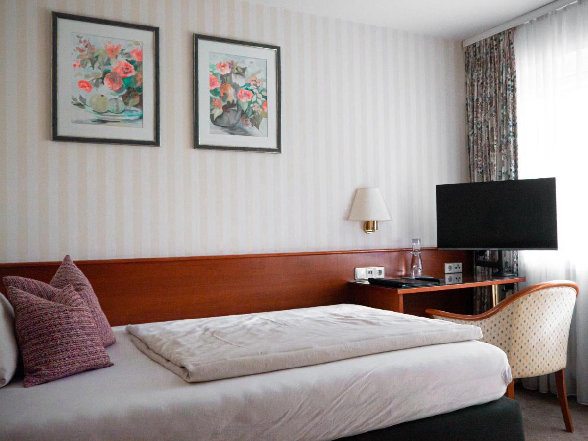 Parkhotel Bad Wunnenberg Bagian luar foto
